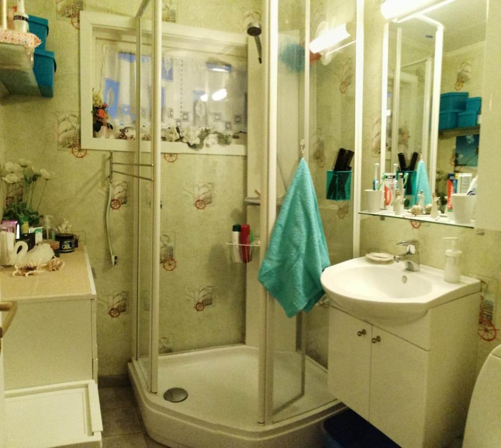 Gjesterom Til Leie I Et Privat Hus Brumunddal エクステリア 写真