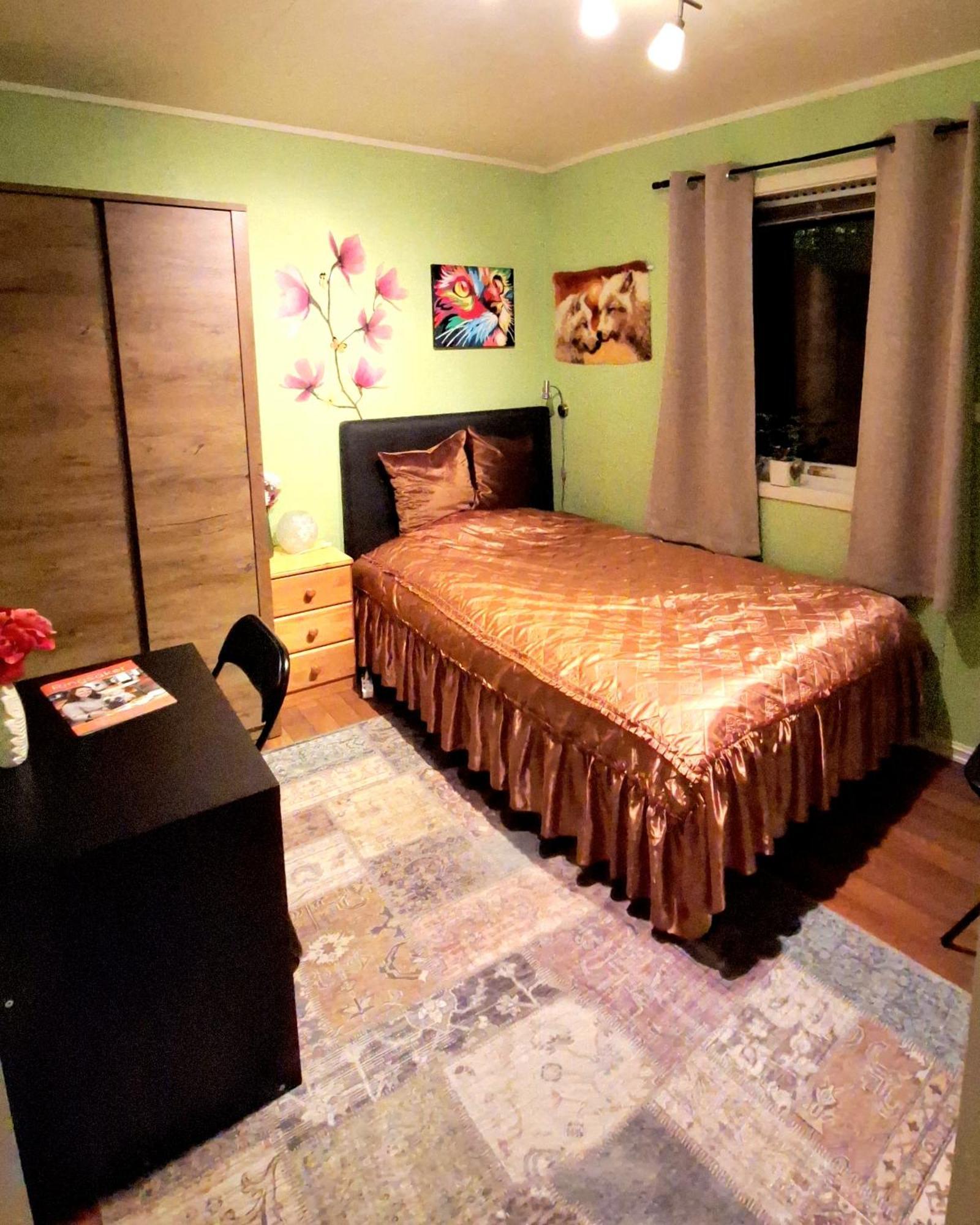 Gjesterom Til Leie I Et Privat Hus Brumunddal エクステリア 写真